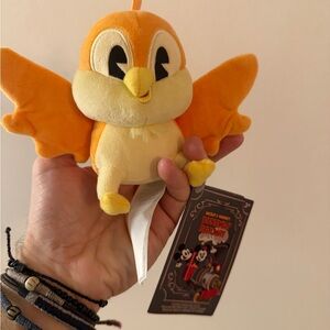 Disney parks magnet shoulder plush chubby run away railway